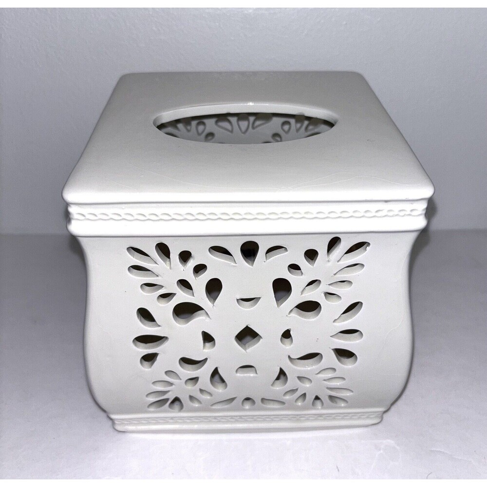 Country Living White Ceramic Tissue Cover